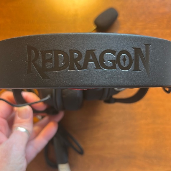 NWB Redragon Zues X Gaming Headset - Picture 3 of 9